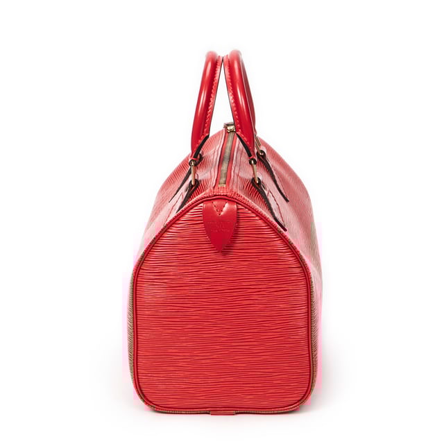 Louis Vuitton Bags Speedy 25 Handbag in Red Epi and Golden Brass hardware. The product is in Excellent Condition (A).
  Accessories Included: None
  Exterior Notes: Slight stains
  BrandCo Paris finds rare and top condition items at great deals, they are worth your patience!
  Shop with confidence - All BrandCo Paris items are carefully selected and authenticated by our team of experts.
  All the items come with an authenticity certificate and packaging delivered by BrandCo Paris.
  Item Condition Grading Table
    N  (Like New)
    AA (Perfect Condition)
    A  (Excellent Condition)
    AB (Very Good Condition)
    B  (Good/Fair)