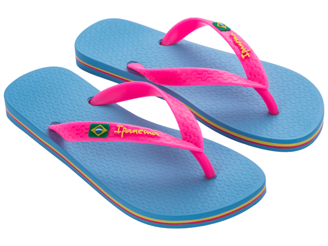 A classic from our collection, this iconic style brings Ipanema’s Brazilian DNA to millions of people around the world.  The Brazilian flag is featured on its straps and, with more than 10 options, the colour palette appeals to nearly any taste.  Try this and you’ll fall in love!