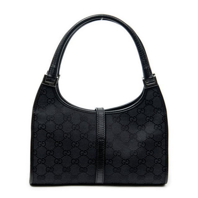 Gucci Bolsos Small Bardot Tote  Bolso de hombro en Negro Lienzo y Plata hardware. El producto esta en Excelentes Condiciones (A).
  Dimensiones: 26x20x8 cm 
  Accesorios incluidos: None
  
  BrandCo Paris encuentra artículos raros y en las mejores condiciones a precios increíbles. ¡Vale la pena tener paciencia! Compra con confianza: todos los artículos de BrandCo Paris son seleccionados y autenticados cuidadosamente por nuestro equipo de expertos.
  Todos los artículos vienen con un certificado de autenticidad y un embalaje entregado por BrandCo Paris.
  Tabla de clasificación de la condición del artículo
  N (como nuevo)
  AA (perfecto estado)
  A (excelente estado)
  AB (muy buen estado)
  B (bueno/regular)