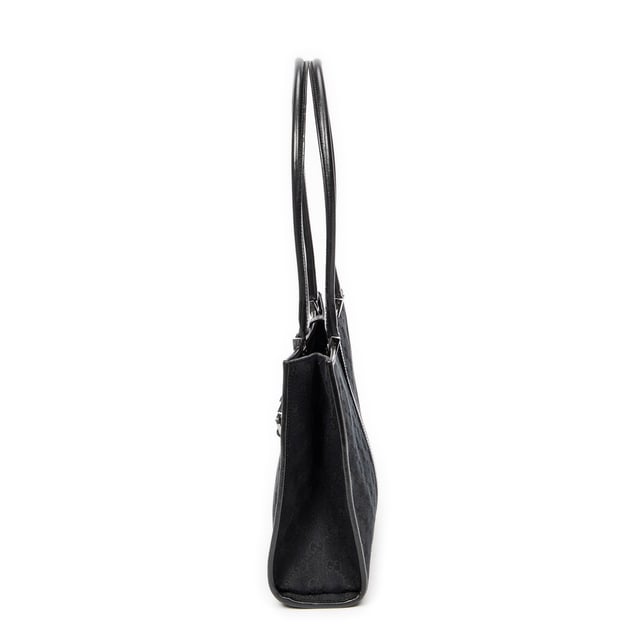 Gucci Bolsos Square Jackie Tote  Bolso de hombro en Negro Lienzo y Plata hardware. El producto esta en Excelentes Condiciones (A).
  Dimensiones: 24.5x22.5x7.5 cm 
  Accesorios incluidos: None
  
  BrandCo Paris encuentra artículos raros y en las mejores condiciones a precios increíbles. ¡Vale la pena tener paciencia! Compra con confianza: todos los artículos de BrandCo Paris son seleccionados y autenticados cuidadosamente por nuestro equipo de expertos.
  Todos los artículos vienen con un certificado de autenticidad y un embalaje entregado por BrandCo Paris.
  Tabla de clasificación de la condición del artículo
  N (como nuevo)
  AA (perfecto estado)
  A (excelente estado)
  AB (muy buen estado)
  B (bueno/regular)