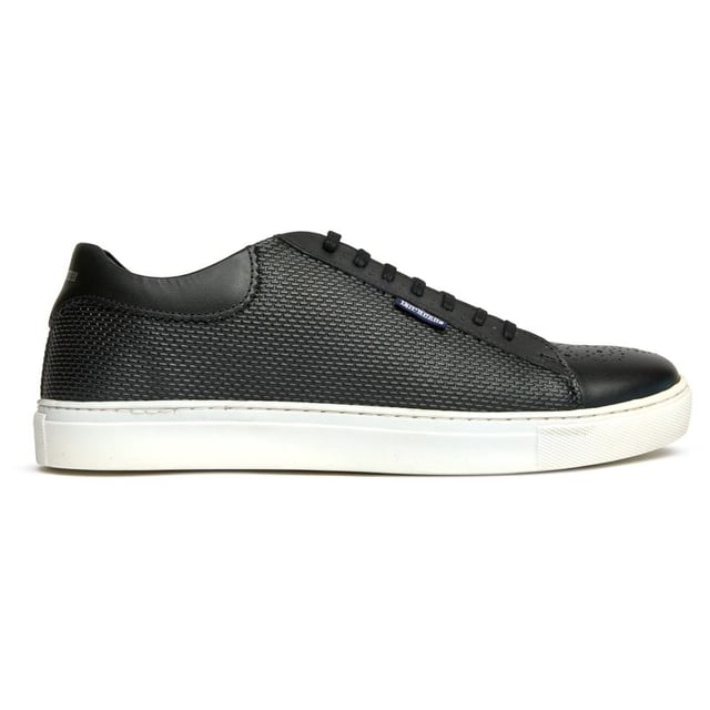 Mens black Lambretta peter trainers, manufactured with leather and a rubber sole. Featuring: contoured insole, leather upper, brogue toe design and lambretta branding.