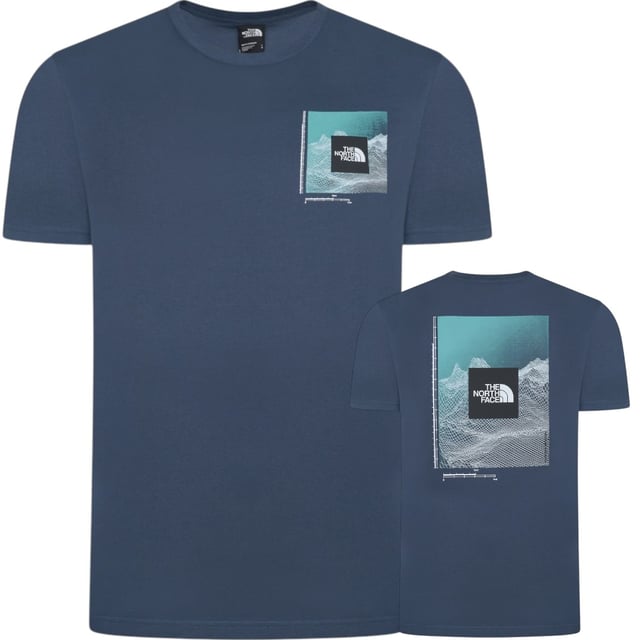 The North Face Men's M Digi Mountain SS Tee in Shady Blue is a stylish and comfortable short sleeve t-shirt perfect for the summer season. Made from cotton, this crew neck shirt features a graphic print logo, adding a touch of brand accent to the classic design. The Regular fit and size make it an ideal choice for everyday wear, while the machine washable material ensures easy care. Perfect for outdoor activities or casual outings, this t-shirt is a versatile addition to any man's wardrobe.