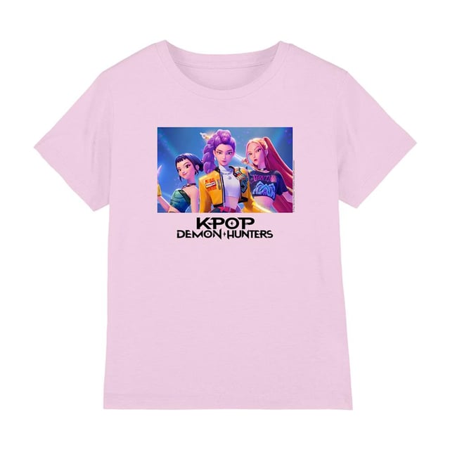 100% Ringspun Cotton. Fabric: Midweight, Pre-Shrunk, Weave. Characters: Huntr/X. Design: Logo, Photograph. Neckline: Crew Neck, Ribbed. Sleeve-Type: Short-Sleeved. Hem: Straight. Fabric Technology: Breathable, Fade Resistant. Tagless. 100% Officially Licensed. Fit: Regular. 3-4 Years: 27 in. 9-11 Years: 36 in. 5-6 Years: 29 in. 12-13 Years: 39 in. 7-8 Years: 32 in.