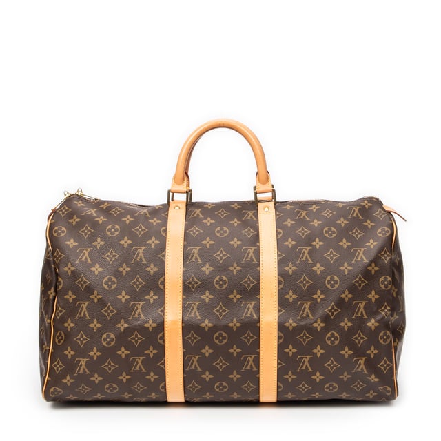 Louis Vuitton Taschen Keepall 5 Reisetasche und Braun Beschichtete Leinwand und Goldenes Messing hardware. Das Produkt ist auf in ausgezeichnetem Zustand (A).
  Abmessungen: 50x26x22 cm 
  Zubehör inklusive: None
  Äußere Hinweise: Leichte Wasserzeichen auf der Vachetta
  BrandCo Paris hat seltene Artikel und die besten Konditionen zu unglaublichen Preisen vorgestellt. Geduld lohnt sich! Kaufen Sie mit Vertrauen: Alle Artikel von BrandCo Paris sind von unserem Expertenteam ausgewählt und authentisch.
  Alle Artikel enthalten ein Echtheitszertifikat und wurden von BrandCo Paris übernommen.
  Tabelle zur Klassifizierung des Artikelzustands
  N (wie neu)
  AA (perfekter Zustand)
  A (ausgezeichneter Zustand)
  AB (sehr guter Zustand)
  B (gut/mittelmäßig)