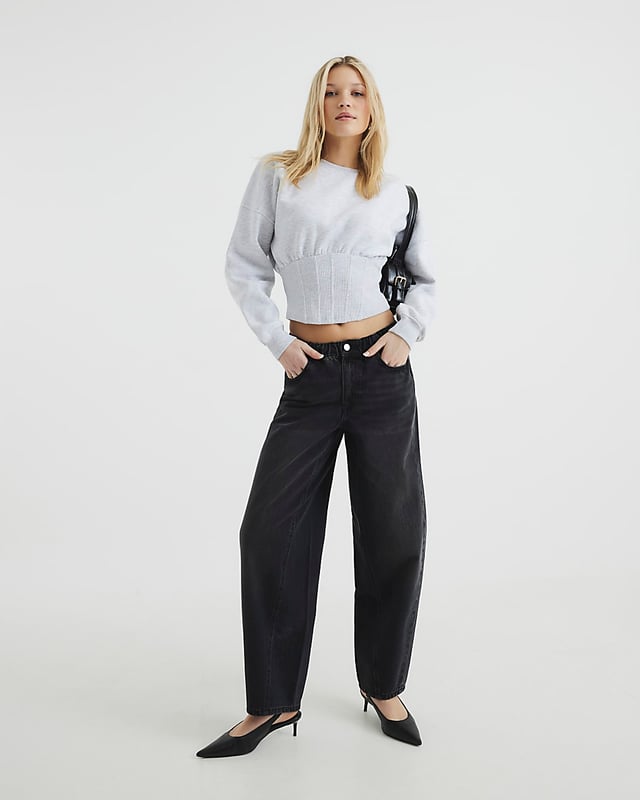 Button & zip fastening, Pocket detail, Belt loops, Barrel leg, Elasticated waist