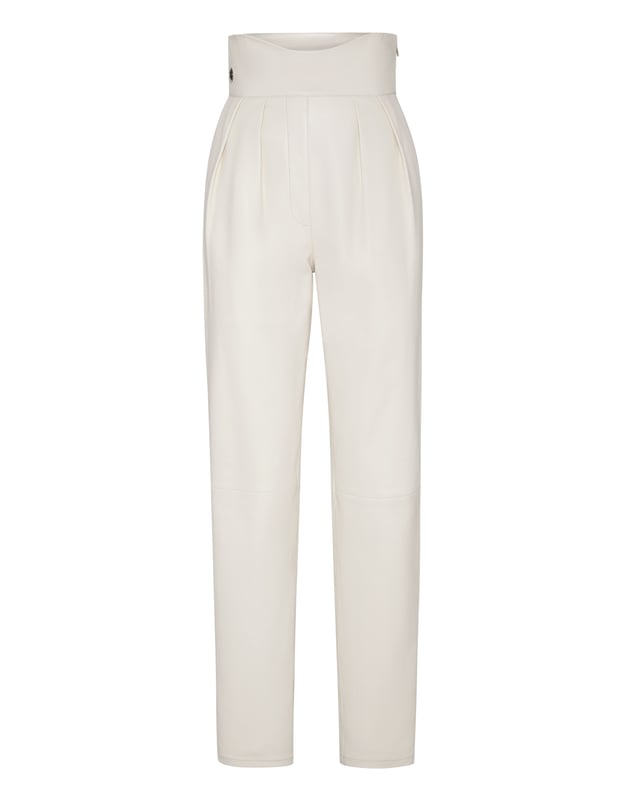 Pantalones plisados de napa de cintura alta. Dos bolsillos integrados. Cremallera en el lateral.