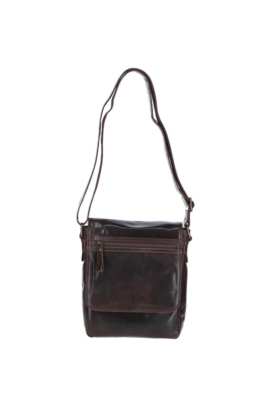 This sleek leather messenger bag combines practicality and style, making it perfect for daily use. Crafted from premium leather with brass hardware, it features a spacious main compartment, two internal pockets, an outer compartment, and two outer zip pockets for easy access and organisation. The adjustable shoulder strap ensures a comfortable fit, with a drop down strap length of 35 cm. Dimensions: (L) 23 cm x (W) 8 cm x (H) 25 cm.