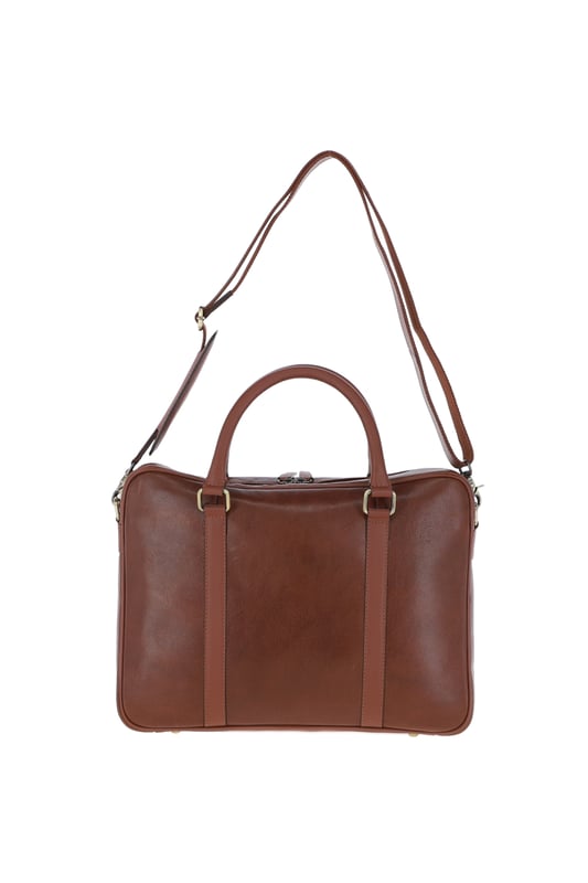 This Gabicci, genuine premium leather laptop messenger bag is sleek and sophisticated, with today’s professional in mind, fully lined with Gabicci’s signature paisley lining, beautifully crafted in a luxury, premium heavy grain leather with a smooth trim, a laptop work bag that is contemporary, fashionable, and organised for any occasion. Amazing travel bag for men. Thoughtfully designed, beautifully crafted, featuring a secure padded 15” laptop compartment, quick access front slip pocket, ideal for your smartphone, a well organised and roomy interior, great for carrying all your documents/paperwork, spacious internal zip pocket ideal for travel documents wallets and keys, this leather laptop bag keeps it all safely organised. Quick grip, smooth, short leather carry handles and a detachable and adjustable shoulder strap, for a more comfortable, secure, hands-free cross body commute.
A luxury Mens Laptop Messenger Bag promises unrelenting high quality, giving you a piece that will last for years. We have expertise and commitment to sourcing only the best leathers as a company. Since 1973, Gabicci has played a huge part in music and youth culture, proudly worn by many celebrities. The definitive Gabicci look combines Italian inspired styling with a nod to 50’s rock, brought to the UK by Gabicci founders after a brief vacation to the Italian seaside town of Gabicci Mare. Dimensions: (L) 40 cm x (W) 7 cm x (H) 30 cm.