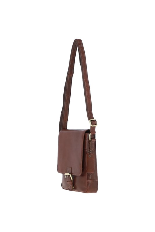 This compact leather flap over bag blends timeless craftsmanship with everyday practicality, making it ideal for city outings or casual wear. It features a spacious main compartment secured with a flap and magnetic closure, along with 2 outer zip pockets for added storage. The design is finished with elegant gold-coloured hardware and clean, structured lines. Its adjustable strap, with a drop length of 51–70 cm, offers flexibility for both crossbody and shoulder wear. Dimensions: (L) 19 cm x (W) 5.5 cm x (H) 25 cm.