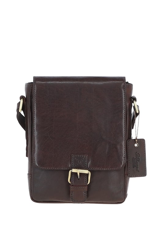 This compact leather flap over bag blends timeless craftsmanship with everyday practicality, making it ideal for city outings or casual wear. It features a spacious main compartment secured with a flap and magnetic closure, along with 2 outer zip pockets for added storage. The design is finished with elegant gold-coloured hardware and clean, structured lines. Its adjustable strap, with a drop length of 51–70 cm, offers flexibility for both crossbody and shoulder wear. Dimensions: (L) 19 cm x (W) 5.5 cm x (H) 25 cm.