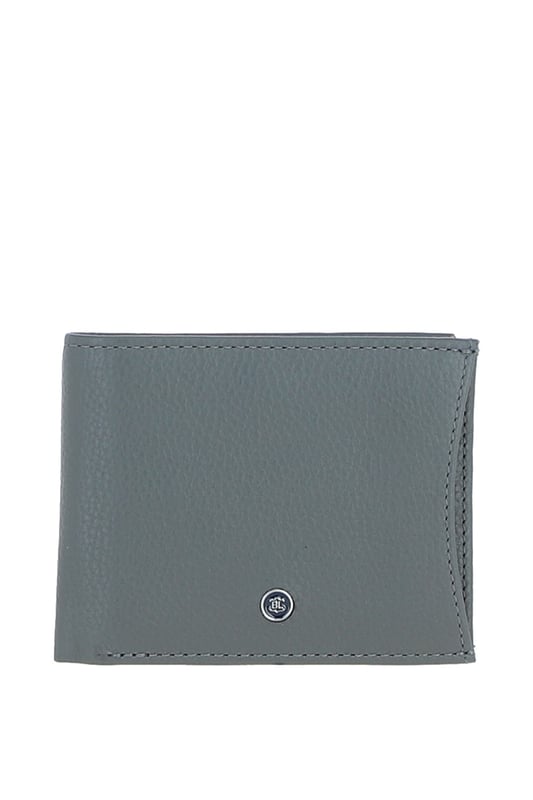 This Brampton London leather gift set is a stylish and practical accessory trio, including a genuine leather wallet with multiple card slots, a slim card holder for essentials, and a durable key ring. Crafted from 100% leather, this sleek and functional set is ideal for everyday use or as a thoughtful gift for any occasion. Dimensions: (L) 12 cm (H) 9 cm.