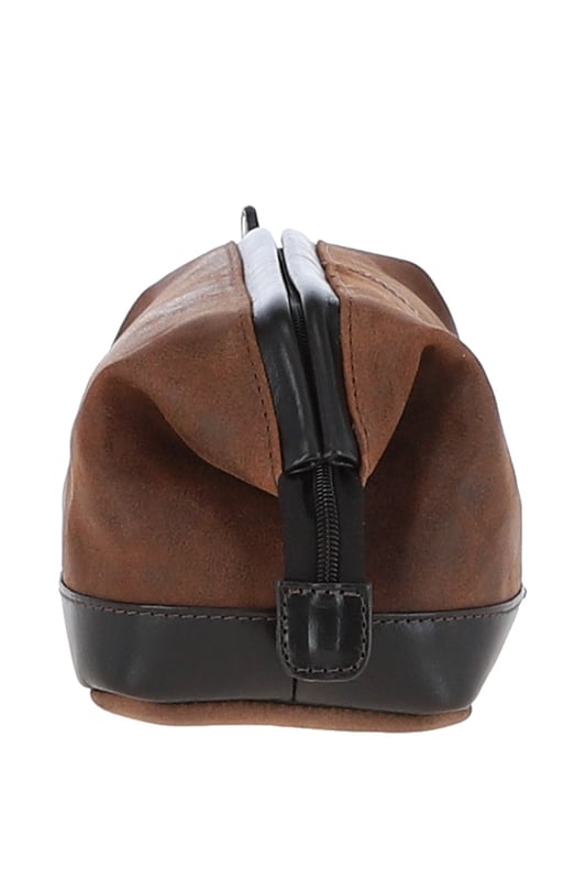 Ashwood's Country Life range presents a 100% genuine cow oily leather wash bag, perfect for work, commuting, and travel. Designed with fashion, style, practicality, and luxury in mind, it features one main zip compartment, an internal zip pocket, a canvas interior, and an easy-carry handle. Crafted from durable, eco-friendly leather that improves with age and wear, this bag adds a robust yet stylish finish to your essentials. Dimensions: (L) 27cm x (H) 13cm x (W) 14cm.
