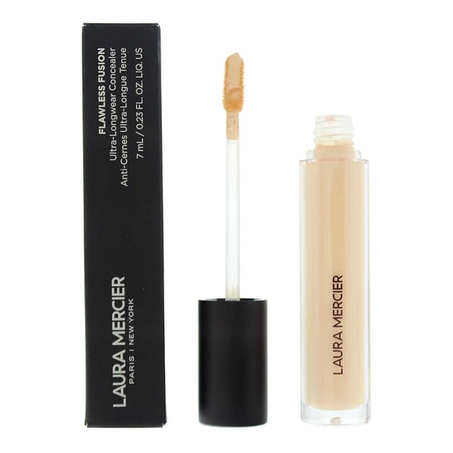 Laura Mercier Flawless Fusion Concealer is a range of ultra long wearing lightweight concealers that offer medium to full coverage and helps to seamlessly conceal dark patches under the eye and other imperfections. The concealer lasts for up to 12 hours, thanks to utilising flexible polymers that fuse to the skin, and has been formulated to be resistant to sweat, humidity, water and transfers.