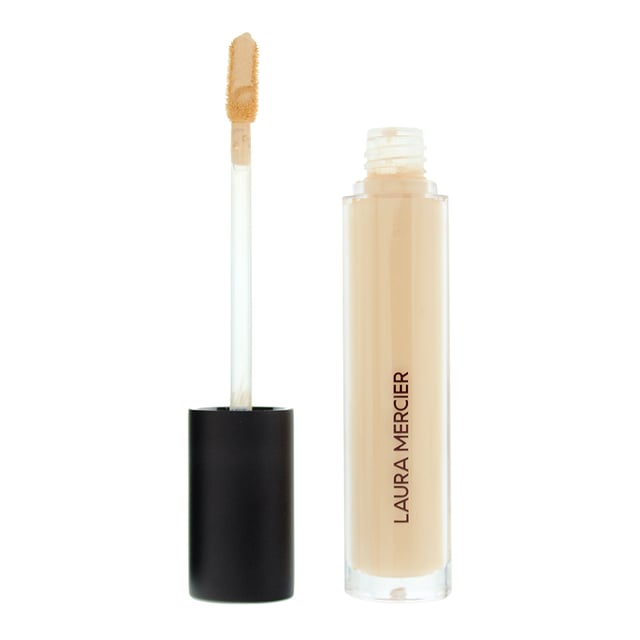 Laura Mercier Flawless Fusion Concealer is a range of ultra long wearing lightweight concealers that offer medium to full coverage and helps to seamlessly conceal dark patches under the eye and other imperfections. The concealer lasts for up to 12 hours, thanks to utilising flexible polymers that fuse to the skin, and has been formulated to be resistant to sweat, humidity, water and transfers.