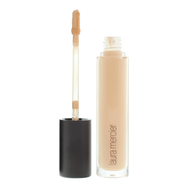 Laura Mercier Flawless Fusion Concealer is a range of ultra long wearing lightweight concealers that offer medium to full coverage and helps to seamlessly conceal dark patches under the eye and other imperfections. The concealer lasts for up to 12 hours, thanks to utilising flexible polymers that fuse to the skin, and has been formulated to be resistant to sweat, humidity, water and transfers.