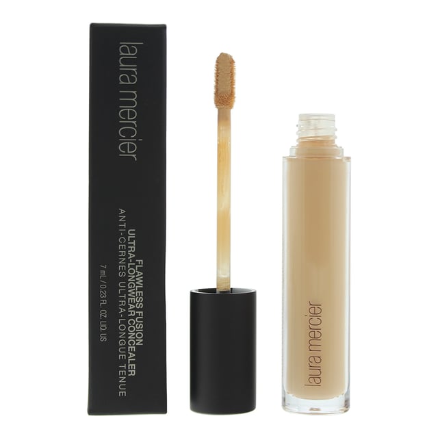 Laura Mercier Flawless Fusion Concealer is a range of ultra long wearing lightweight concealers that offer medium to full coverage and helps to seamlessly conceal dark patches under the eye and other imperfections. The concealer lasts for up to 12 hours, thanks to utilising flexible polymers that fuse to the skin, and has been formulated to be resistant to sweat, humidity, water and transfers.