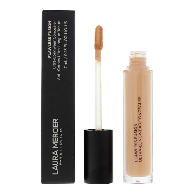 Laura Mercier Flawless Fusion Concealer is a range of ultra long wearing lightweight concealers that offer medium to full coverage and helps to seamlessly conceal dark patches under the eye and other imperfections. The concealer lasts for up to 12 hours, thanks to utilising flexible polymers that fuse to the skin, and has been formulated to be resistant to sweat, humidity, water and transfers.