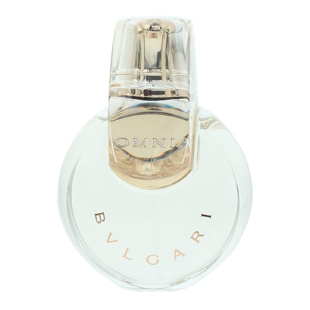 Omnia Crystalline, launched in 2005, is a fresh floral fragrance for women by Bulgari. Perfect for Spring, Summer and into Fall, this fragrance is mostly worn during the day. Created by Alberto Morillas, this fragrance contains top notes of Bamboo and Nashi Pear. Middle notes of this fragrance are Lotus and White Peony with base notes of Balsa Wood and Crystallised Moss.