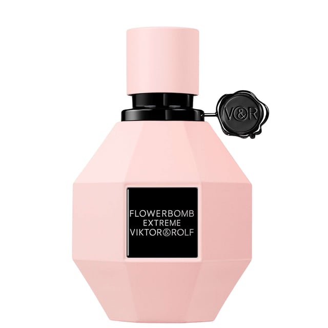 Experience the bold allure of Viktor&Rolf Flowerbomb Extreme Eau de Parfum Intense, a captivating fragrance for women that redefines luxury. This powerful scent opens with juicy raspberry notes, leading to a rich bouquet of Jasmine, Rose Absolute, and Orange Blossom. The base features an intoxicating vanilla bean extract that creates an ultra-addictive aura, leaving a lasting impression. Housed in a stunning matte pink diamond-shaped bottle with a striking black seal, this fragrance is the ultimate expression of femininity and sophistication. Perfect for those who dare to make a statement.