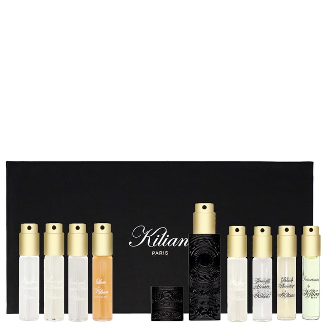 Experience the luxurious world of Kilian with the Deluxe Discovery Set, featuring eight captivating Eau de Parfums, each in a 7.5ml bottle. Included are Bamboo Harmony, a refreshing citrus blend; Moonlight in Heaven, a tropical delight; Good Girl Gone Bad, a floral exploration; and Intoxicated, an addictive coffee-inspired aroma. Perfect for fragrance enthusiasts or as a gift, this set invites you to explore Kilian's artistry.