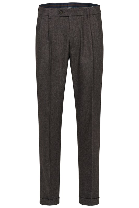 Erlebe den Komfort und den Stil der bugatti Bundfaltenhose! Hergestellt aus einem weichen Woll-Mix, bietet diese Hose eine besonders softe Haptik und sorgt mit ihrer Bügelfalte für einen eleganten Look. Französische Taschen und Pattentaschen bieten Funktionalität.