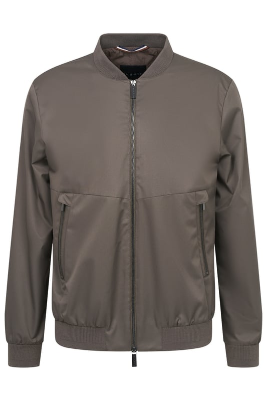 Bugatti Herren Blouson mit Collegekragen Der Blouson von bugatti vereint sportlich-eleganten Stil mit praktischer Funktionalität. Der Collegekragen aus Strick und die wasserabweisende Ausrüstung sorgen dafür, dass Du bei jedem Wetter bestens ausgestattet bist. Mit sicheren Reißverschlusstaschen und rundum Strickbündchen bietet dieser ´Regular Fit` Blouson den perfekten, modernen Look.
