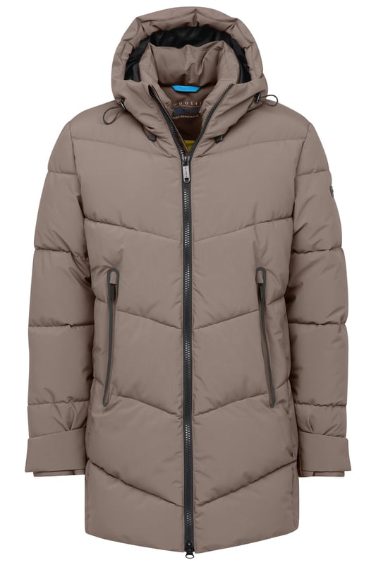 Blijf droog en stijlvol met de moderne gewatteerde parka van bugatti. Deze water- en winddichte parka heeft een capuchon en lange ritszakken. Highlights zijn de kleurrijke accenten aan de binnenkant.