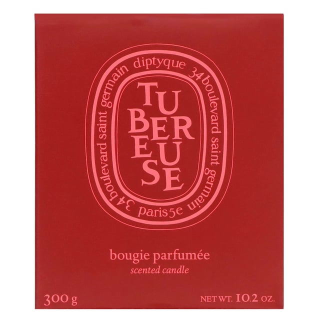 Experience the enchanting aroma of the Diptyque Tubéreuse Scented Candle, a 300g masterpiece that blends sensual tuberose with fresh green notes. This candle offers an intoxicating depth of floral fragrance, featuring milky freshness and soft white floral accents enriched with delicate fruity tones. Enjoy approximately 75 hours of burn time, and for optimal results, burn for 2-3 hours on the first use to ensure even melting. Regularly trim the wick to a length of 3-5mm for a clean and lasting burn.