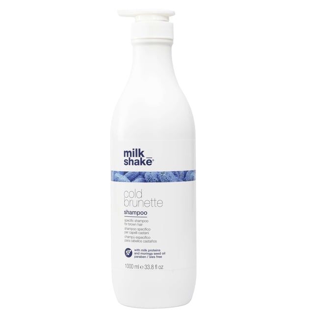 Transform your brunette hair with milk_shake Cold Brunette Shampoo, expertly formulated to enhance your color and eliminate unwanted warm tones. Infused with blue pigments, this shampoo effectively neutralizes red and orange hues, making it perfect for both natural and color-treated hair. Enriched with nourishing moringa oil, milk proteins, and quinoa proteins, it supports and revitalizes your locks. For best results, apply evenly to damp hair, massage gently, and rinse thoroughly. Perfect for women who want to maintain vibrant and healthy brunette hair.