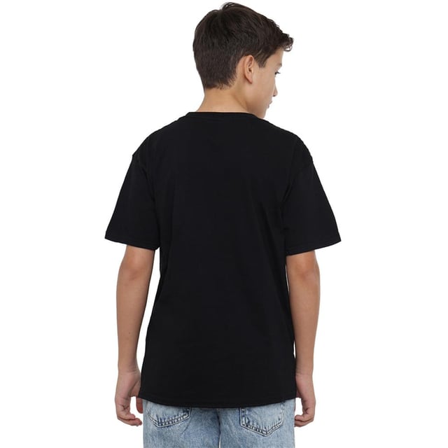 100% Ringgesponnene Baumwolle. Gewebetechnik: Atmungsaktiv. Gewebe: Mittelschwer, vorgeschrumpft. Design: Pose, bedruckt, Aufschrift. Passform: Regulär. 100% offiziell lizenziert. Rundhalsausschnitt, gerippt. Figur: Huntr/X. Kurzärmlig. 104: 68,58 cm. 128: 81,28 cm. 116: 73,66 cm. 140-146: 86,36 cm. 152-158: 99 cm.