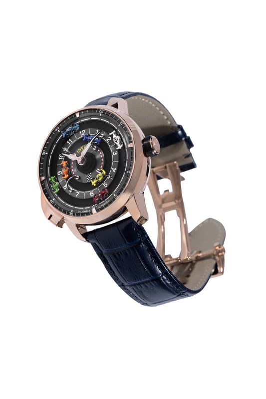 Das Invicta 69135 hat ein 46 millimeter Edelstahl gehäuse mit einem schwarzen Zifferblatt.
Dieses Modell wird von einem präzisen  Automatikuhr angetrieben.
3 bar Wasserdichtigkeitszertifizierung.
Dieses Modell ist von der Invicta Racing - Limited Edition Kollektion.

2 Jahre Garantie.