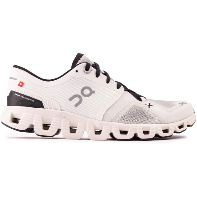 The On Cloud X 3 women's running shoe is a premium sport trainer, that combines style, performance and sustainability. Constructed with a superior upper, these white and black, vegan trainers feature the famous zero-gravity foam cushioning sole technology, a 4D outsole for maximum comfort and reflective branding. The women's On Clouds make you feel like you're walking on clouds, so you'll keep on running and running with that zero-gravity feeling.