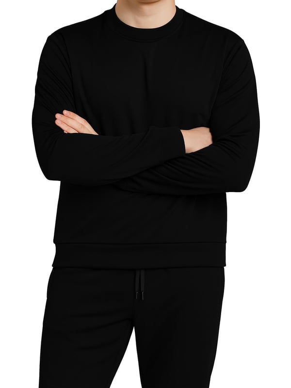 This men’s polyester tracksuit set features a long-sleeve crew neck pullover sweatshirt with matching joggers. Designed with ribbed details, an adjustable drawstring waistband, and side pockets, it combines comfort with practicality. The breathable fabric allows easy movement, making it perfect for workouts, lounging, or casual everyday wear.
