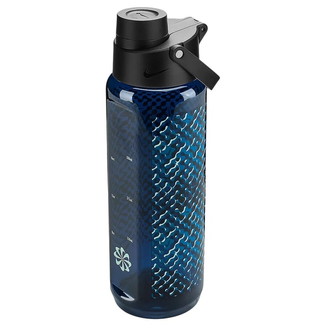 Nike - "TR Renew Recharge" Wasserflasche, Bildlich, 680ml (Blau) 70% Tritan, 27% Polypropylen, 2% Silikon, 1% Edelstahl. Marke: Nike. Material: Ohne BPA. Trinkgefäßmerkmale: Ergonomischer Griff, Auslaufsicherer Deckel, Twist-Off-Kappe. Design: Gemustert, Swoosh. Kapazität: 680 ml. Hinweis: Vor dem Erstgebrauch waschen.