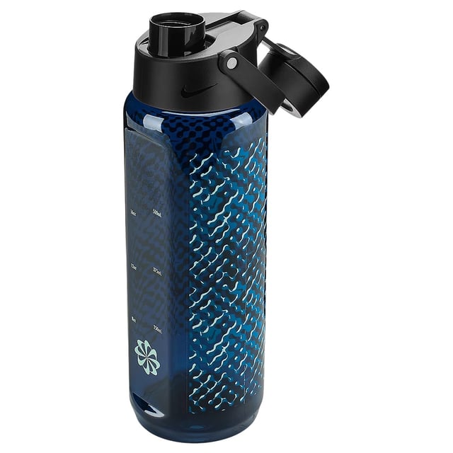 Nike - "TR Renew Recharge" Wasserflasche, Bildlich, 680ml (Blau) 70% Tritan, 27% Polypropylen, 2% Silikon, 1% Edelstahl. Marke: Nike. Material: Ohne BPA. Trinkgefäßmerkmale: Ergonomischer Griff, Auslaufsicherer Deckel, Twist-Off-Kappe. Design: Gemustert, Swoosh. Kapazität: 680 ml. Hinweis: Vor dem Erstgebrauch waschen.