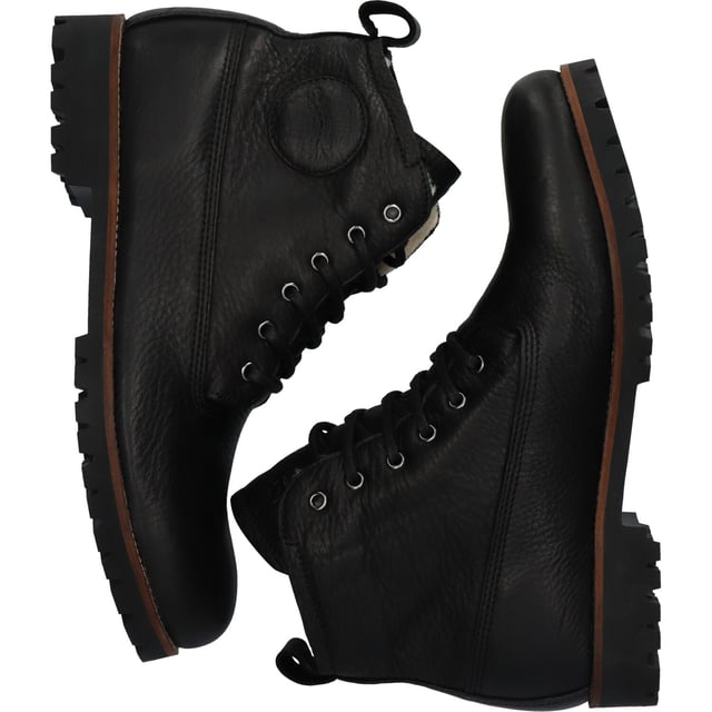 Der SG31 ist ein Herren-Schnürstiefel aus robustem Leder. Die Metallösen, die Ledertextur und die Profilsohle verleihen diesem Stiefel einen toughen Char. These boots are crafted with a high-performance, technical water-repellent lining that sets them apart in every way.