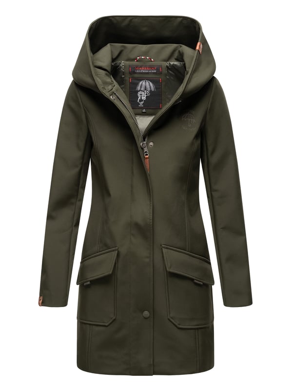 Marikoo chaqueta softshell mujer – Mayleen impermeable con capucha La chaqueta softshell Mayleen de Marikoo combina diseño moderno y funcionalidad. Confeccionada en tejido resistente al agua, protege del viento y la lluvia ligera. El cuello alto y la tapeta adicional con botones ofrecen mayor comodidad. Incluye bolsillos frontales con solapa, bolsillo interior con apertura para cables y detalles de logotipo discretos. Con corte entallado, bordado en la capucha y apliques de piel sintética, esta chaqueta es elegante y práctica – perfecta para el día a día.