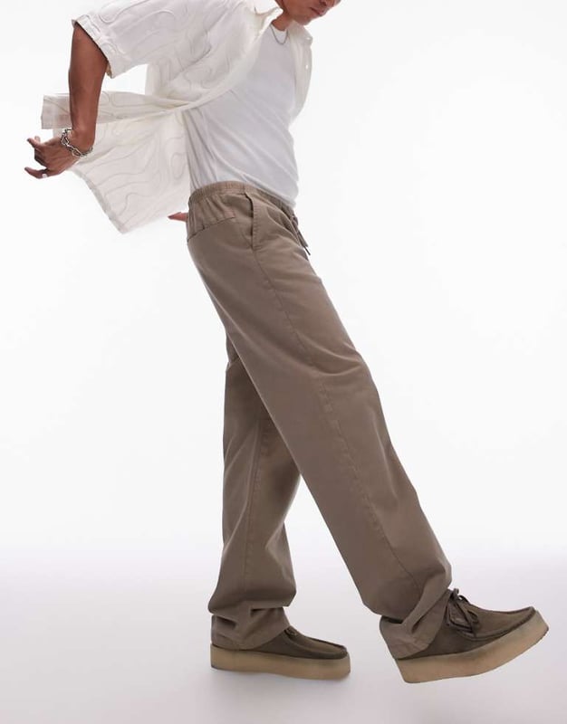 Trousers & Chinos by Topman This is Topman Regular rise Elasticated drawstring waist Side pockets Relaxed fitSold By: Asos