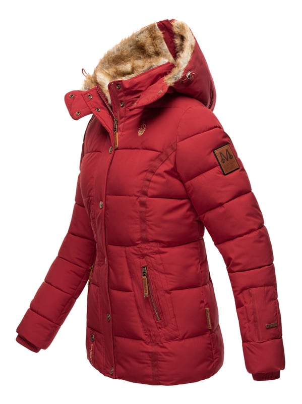 Die Marikoo Damen Winterjacke Nekoo überzeugt durch Funktionalität und edle Details. Das kuschelige Kunstfell in Kapuze und Innenbereich sorgt für angenehme Wärme, während der hoch schließende Kragen optimal vor Wind und Kälte schützt. Die Kapuze ist vielseitig: komplett abnehmbar oder per Reißverschluss nach hinten auf die Schultern zu legen. Zwei Reißverschlusstaschen mit Fleecefutter, eine Innentasche mit Kopfhörerausgang und hochwertige Kunstleder-Zipper machen die Jacke besonders praktisch. Mit perfekter Länge, tailliertem Schnitt und Rippbündchen bleibt sie warm, bequem und stilvoll.
Material: Oberstoff/Futter/Wattierung 100% Polyester; Kunstfell 90% Polyacryl, 10% Polyester.