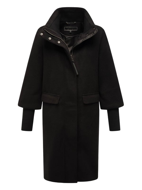 Der elegante Übergangsmantel Polarblüte von Navahoo überzeugt mit hochwertiger Verarbeitung und stilvollem Design. Sein leicht taillierter Schnitt betont die feminine Silhouette, während Stehkragen, Reißverschluss und Druckknopfleiste zuverlässig vor Wind schützen. Zwei Eingrifftaschen außen sowie zwei Innentaschen bieten praktischen Stauraum. Der Po- und Beckenbereich wird optimal bedeckt – ideal für kühlere Tage in Freizeit und Beruf. Erhältlich in mehreren Farben und Größen S–3XL.