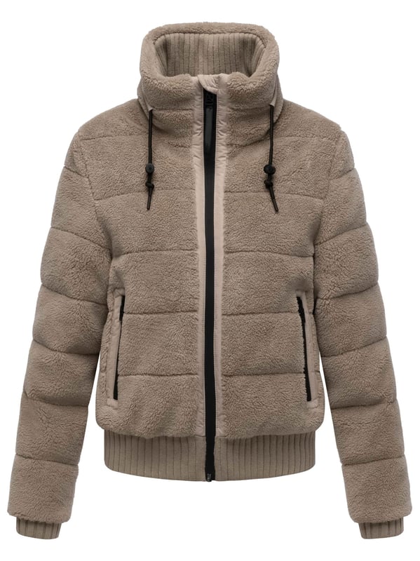 Die Winterjacke SCHNEEPUDER von Navahoo vereint stylisches Design mit kuscheligem Komfort – perfekt für kalte Wintertage und die Übergangszeit. Der weiche Teddyfleece-Oberstoff sorgt für eine trendige Optik und ein angenehmes Tragegefühl, während die leichte Wattierung zuverlässig Wärme spendet, ohne schwer zu wirken. Praktische Details wie ein hochschließender Kragen mit Strickbündchen, elastische Rippbündchen an Saum und Ärmeln sowie mehrere Taschenlösungen bieten Funktionalität und Bequemlichkeit. Erhältlich in 6 Farben und den Größen XS–XXL.