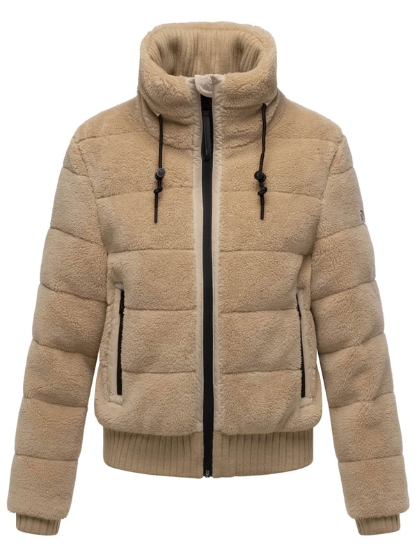 Die Winterjacke SCHNEEPUDER von Navahoo vereint stylisches Design mit kuscheligem Komfort – perfekt für kalte Wintertage und die Übergangszeit. Der weiche Teddyfleece-Oberstoff sorgt für eine trendige Optik und ein angenehmes Tragegefühl, während die leichte Wattierung zuverlässig Wärme spendet, ohne schwer zu wirken. Praktische Details wie ein hochschließender Kragen mit Strickbündchen, elastische Rippbündchen an Saum und Ärmeln sowie mehrere Taschenlösungen bieten Funktionalität und Bequemlichkeit. Erhältlich in 6 Farben und den Größen XS–XXL.