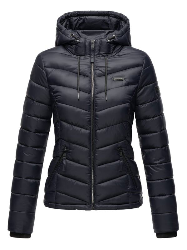 Die Marikoo Steppjacke Kuala überzeugt mit modernem Design, hohem Tragekomfort und einer großen Farbauswahl. Das weiche Obermaterial und die leichte Fütterung machen sie zum idealen Begleiter für Frühling und Herbst. Die stylische Anordnung der Steppung sorgt für einen eleganten Look, während Kapuze mit Kordelzug und Rippbündchen an den Ärmeln zusätzlichen Schutz bieten. Praktische Details wie zwei Reißverschlusstaschen, eine Innentasche und Logo-Patches am Arm und auf der Brust runden die Jacke perfekt ab.
Material: Oberstoff/Futter 100% Polyester.