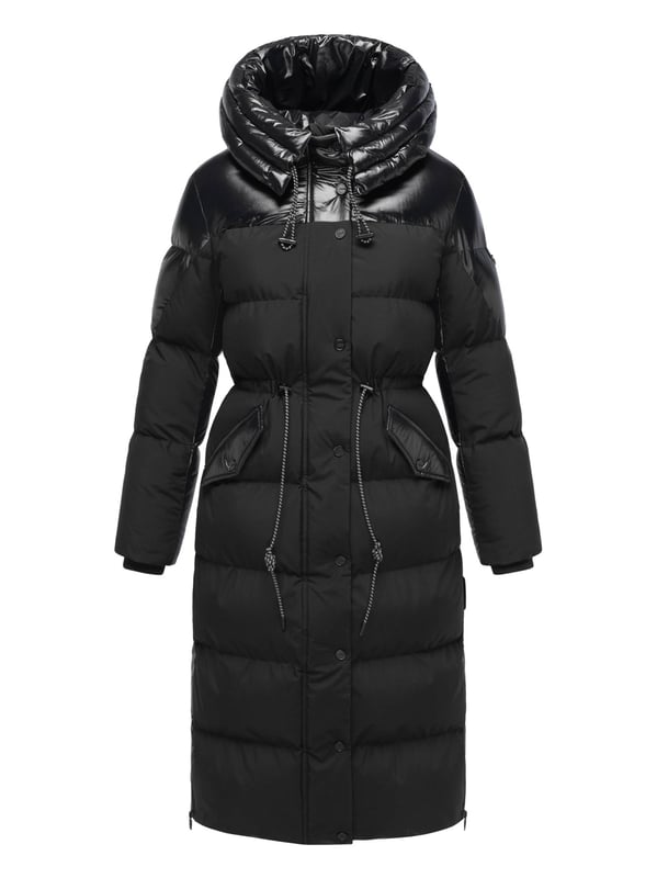 Der Navahoo Steppmantel Knusperherz vereint stilvolle Eleganz mit funktionalen Details – ideal für kalte Wintertage. Die gesteppte Optik und die feminine Taillierung mit verstellbarem Kordelzug sorgen für eine schöne Silhouette. Mattes Obermaterial wird durch glänzende Akzente an Kapuze, Schultern und Taschenklappen elegant ergänzt. Eine verstellbare Kapuze, elastische Ärmelbündchen, zwei praktische Innentaschen sowie seitliche Gehschlitze mit Reißverschluss bieten Komfort und Bewegungsfreiheit. Mit 2-Wege-Reißverschluss, Druckknopfleiste und markentypischen Details ist dieser Mantel der perfekte Begleiter für Alltag, Freizeit und winterliche Spaziergänge.
