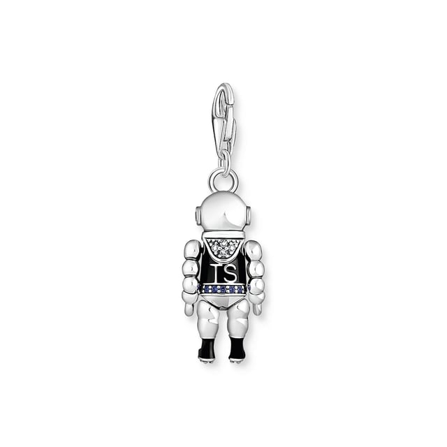 Thomas Sabo Diver Charm Hanger in Zilver Thomas Sabo duiker charme hanger. Bedelhanger: Driedimensionaal ontworpen duiker gemaakt van hoogwaardig 925 sterling zilver. Gedetailleerd, handgemaakt ornament met koud emaille, edelstenen zoals beweegbare armen en benen. Met karabijnsluiting: Diverse combinatiemogelijkheden met CHARM CLUB kettingen, armbanden en andere bedels. De charme van de duiker herinnert je aan de vrijheid, de fascinatie en de emotie die je ervaart onder het oppervlak van de oceaan. Details zoals edelstenen en koud email, evenals een iconische TS-handtekening op de achterkant, laten zien dat deze handgemaakte duiker naar waarheid is ontworpen met toewijding voor unieke THOMAS SABO-creaties. Het hoogtepunt: de armen en benen van dit driedimensionale en gedetailleerde ornament van gezwart 925 sterling zilver kunnen worden bewogen. De karabijnsluiting van deze bedelhanger biedt talloze mogelijkheden om dit beeldje te combineren met andere bedels en kettingen en armbanden. Het is een uitstekend cadeau-idee voor favoriete mensen of als een speciale geluksbrenger. Open je hart voor de zee! Materiaal: 100% Sterling Zilver (Gerecycled). Ref: 18966447.