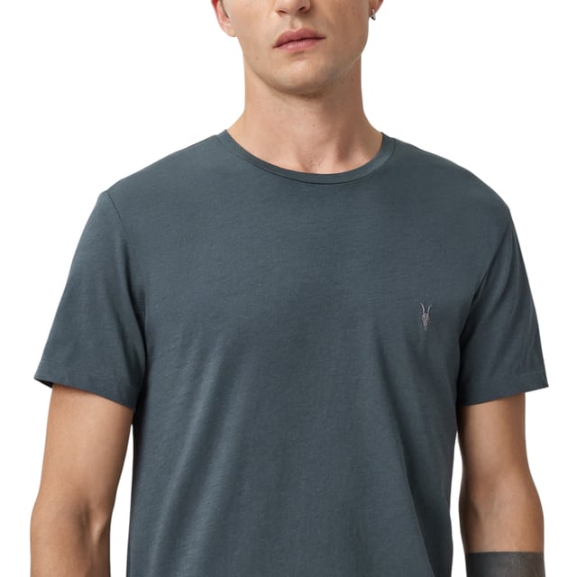A classic tee crafted from pure cotton, this style sports a crew neckline, short sleeves and ALL SAINTS iconic logo embroidered to the chest.

ALL SAINTS Race Tonic Mens Solid T-Shirt
Made in India
100% Cotton
Crew neck
Short Sleeve
Ramskull Embroidered Logo at the chest
Slim fit
Summer Tees
Machine Wash (Please see the washing Instruction)