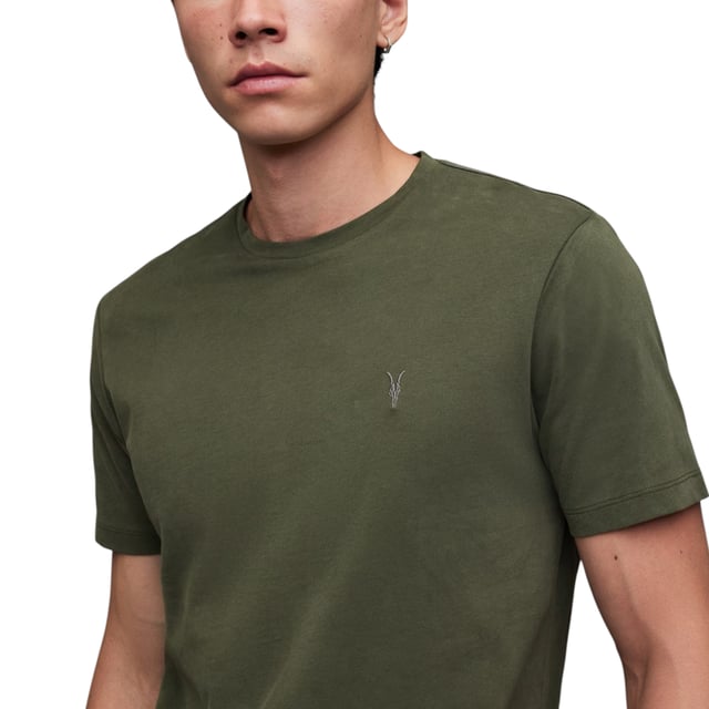 A classic tee crafted from pure cotton, this style sports a crew neckline, short sleeves and ALL SAINTS iconic logo embroidered to the chest.

ALL SAINTS Race Tonic Mens Solid T-Shirt
Made in India
100% Cotton
Crew neck
Short Sleeve
Ramskull Embroidered Logo at the chest
Slim fit
Summer Tees
Machine Wash (Please see the washing Instruction)