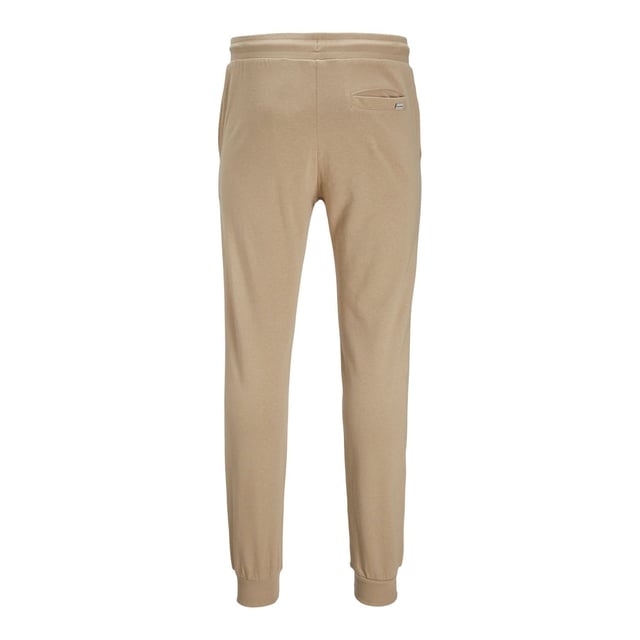Pantalones de chándal para hombre de la marca Jack & Jones. El pantalón Gordon Shark está hecho de algodón de alta calidad.  Marca: Jack & JonesNombre del modelo: Gordon Shark Sweat PantCategoría: pantalones de deporte para hombreMateriales: algodónColor: negro.