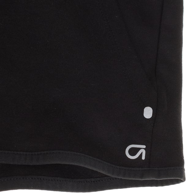 Boys' sweatshirt made from a soft, stretchy knit fabric, ideal for offering comfort and freedom of movement.

 It features a long sleeve design and has a full zip at the front, making it easy to wear.

 Slanted front pockets add functionality, allowing you to carry small items or keep your hands warm.

 Includes a hood that provides an extra touch of protection on cooler days.

 The GapFit logo is discreetly placed on the hip, highlighting the sporty and modern style of this garment, perfect for outdoor activities or everyday wear.
 Composition: Body: 83% Cotton, 17% Polyester; Lining: 100% Cotton; Hood Lining: 83% Cotton, 17% Polyester
 Care:
- Machine wash cold on delicate cycle.
 - Use mild detergents.
 - Use dryer at low temperature.
 - Iron at low temperatures.
 - Do not dry clean.
