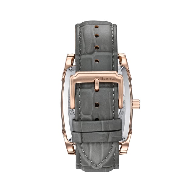 Gehäuse aus 316L-EdelstahlSichtbarer Gehäuseboden aus 316L-EdelstahlLeuchtzeiger aus MessingKrone aus Edelstahl mit eingeätztem LogoArmband aus echtem LederSchnalle aus Edelstahl mit eingraviertem LogoSaphirbeschichtetes MineralglasImportiertes Automatikwerk mit 20 SteinenGehäusedurchmesser 38 mm mit Krone 41 mmGehäusedicke 14,5 mmBandbreite 22 mmWasserdicht bis 5 ATM